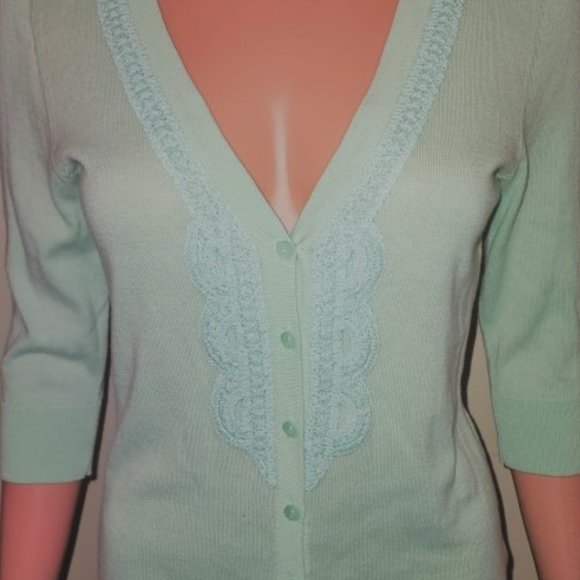 Merona Mint Green 3/4 Sleeve Front Embroidered Button Up Sweater Size S NWOT - Picture 2 of 3